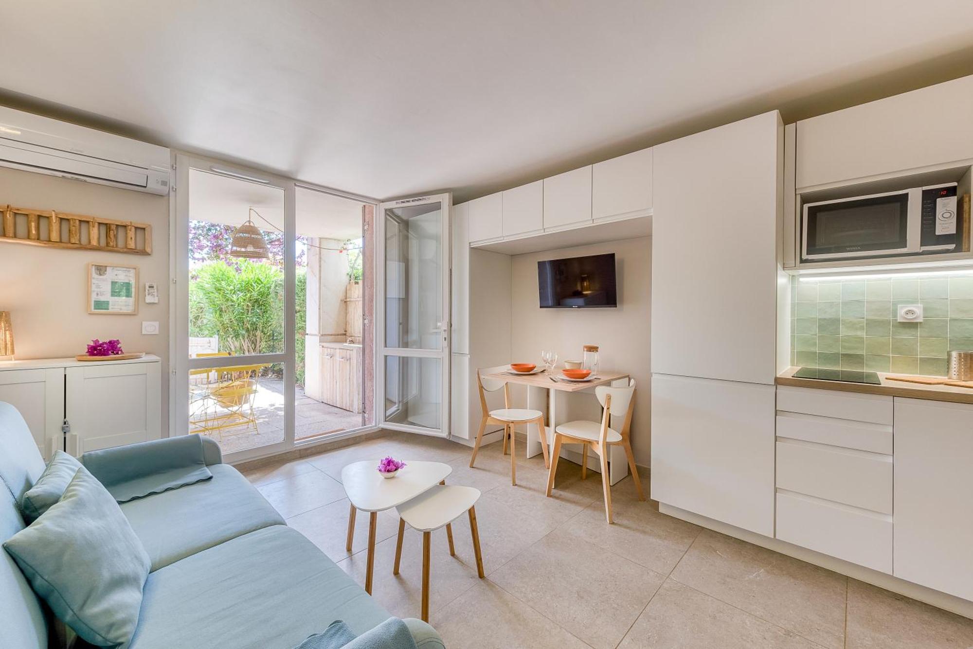 Le Lavandou "Cavaliere" -Rez De Jardin Bord De Mer , Atom Exterior foto